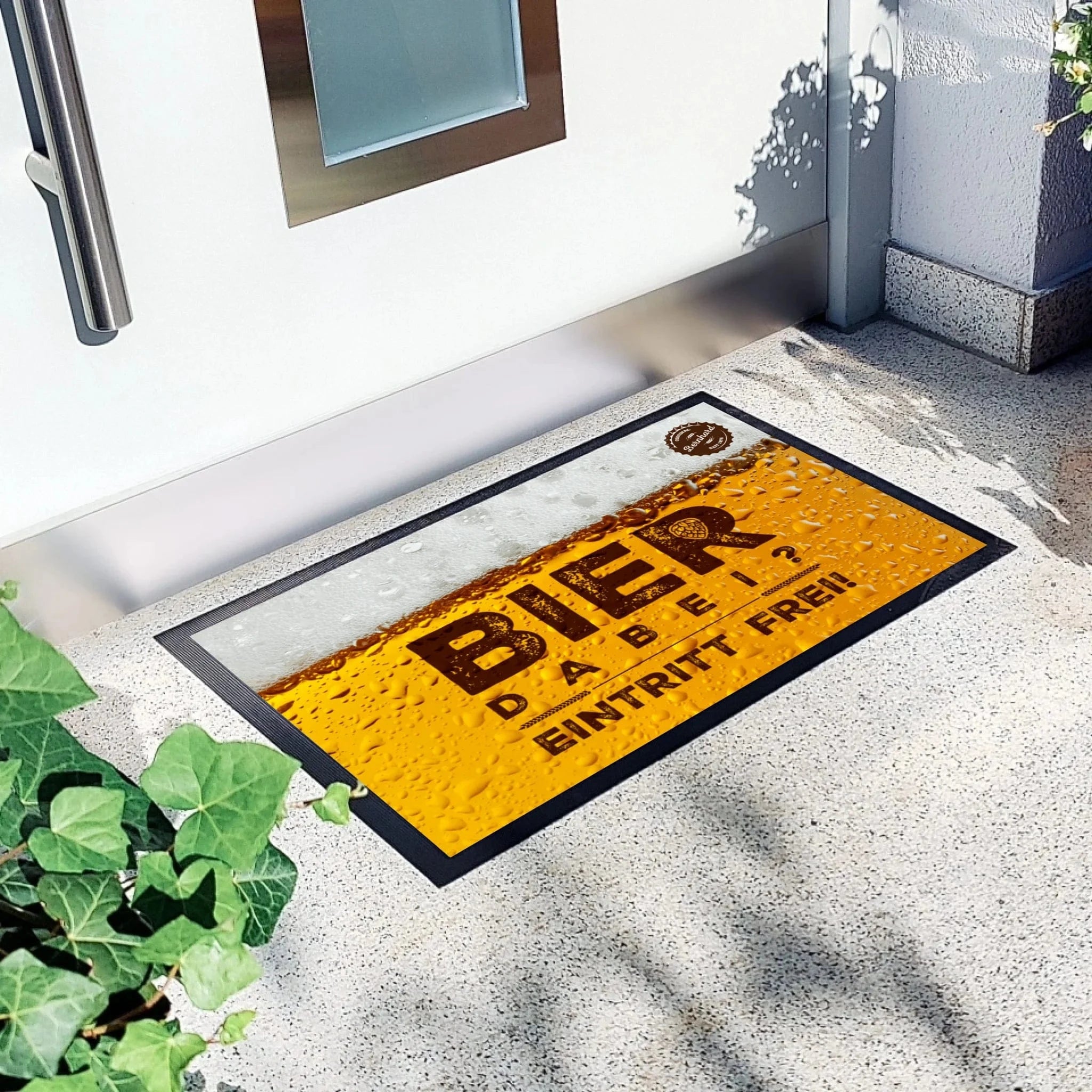 Fußmatte "Bier dabei? Eintritt frei!" - Fußmatte von Schmidt Digitaldruck GmbH