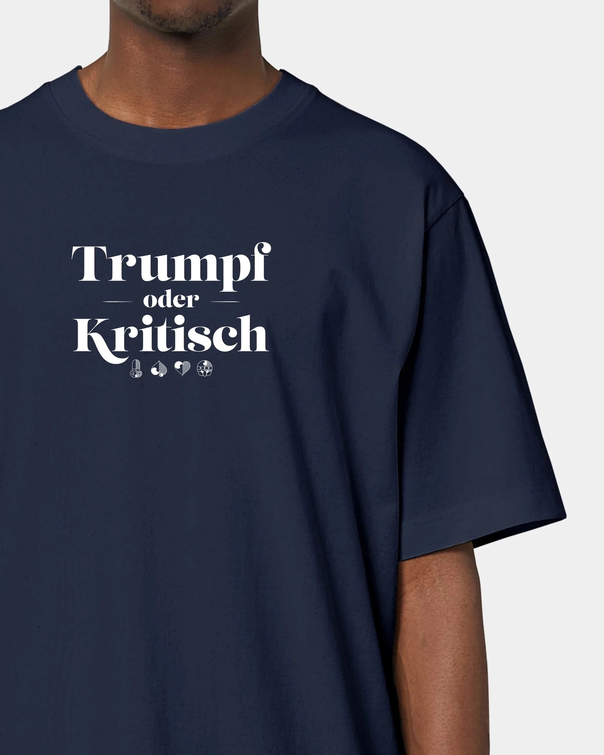 Personalisiertes T-Shirt "Watten - Trumpf oder Kritisch" - Textil Oversized / French Navy / XXS von Schmidt Digitaldruck GmbH