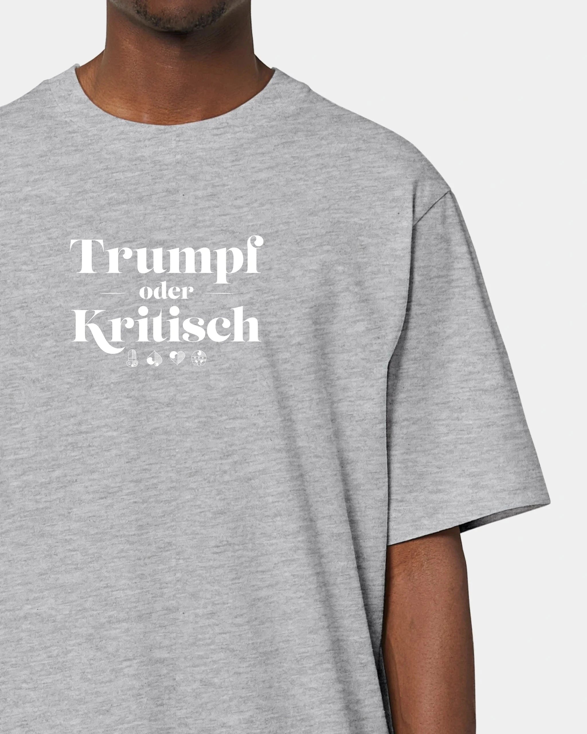Personalisiertes T-Shirt "Watten - Trumpf oder Kritisch" - Textil Oversized / Heather Grey / XXS von Schmidt Digitaldruck GmbH