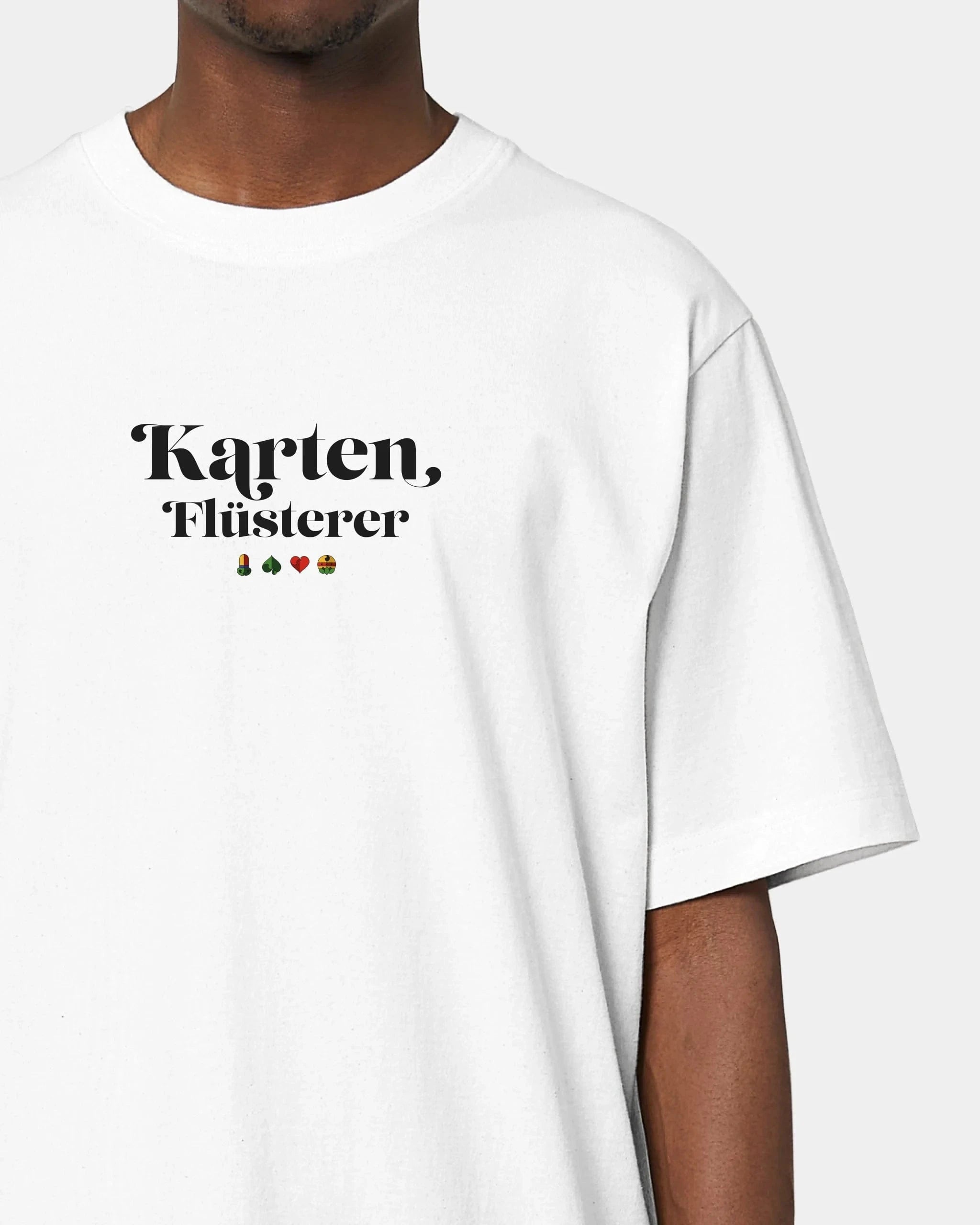 Personalisiertes T-Shirt "Karten Flüsterer" - Textil Oversized / Weiß / S von Schmidt Digitaldruck GmbH