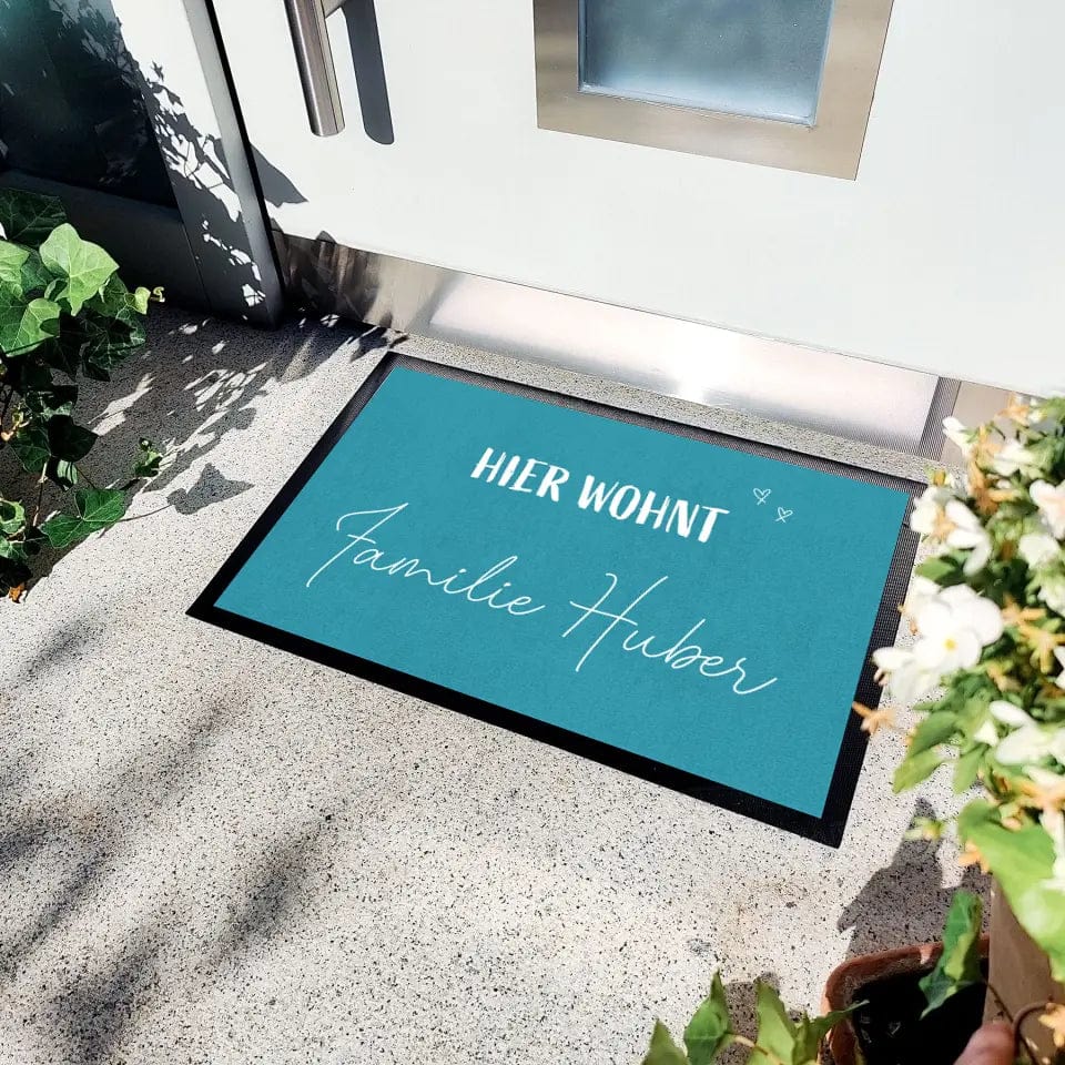 Fußmatte "Hier wohnt" - Customizer von TeeInBlue