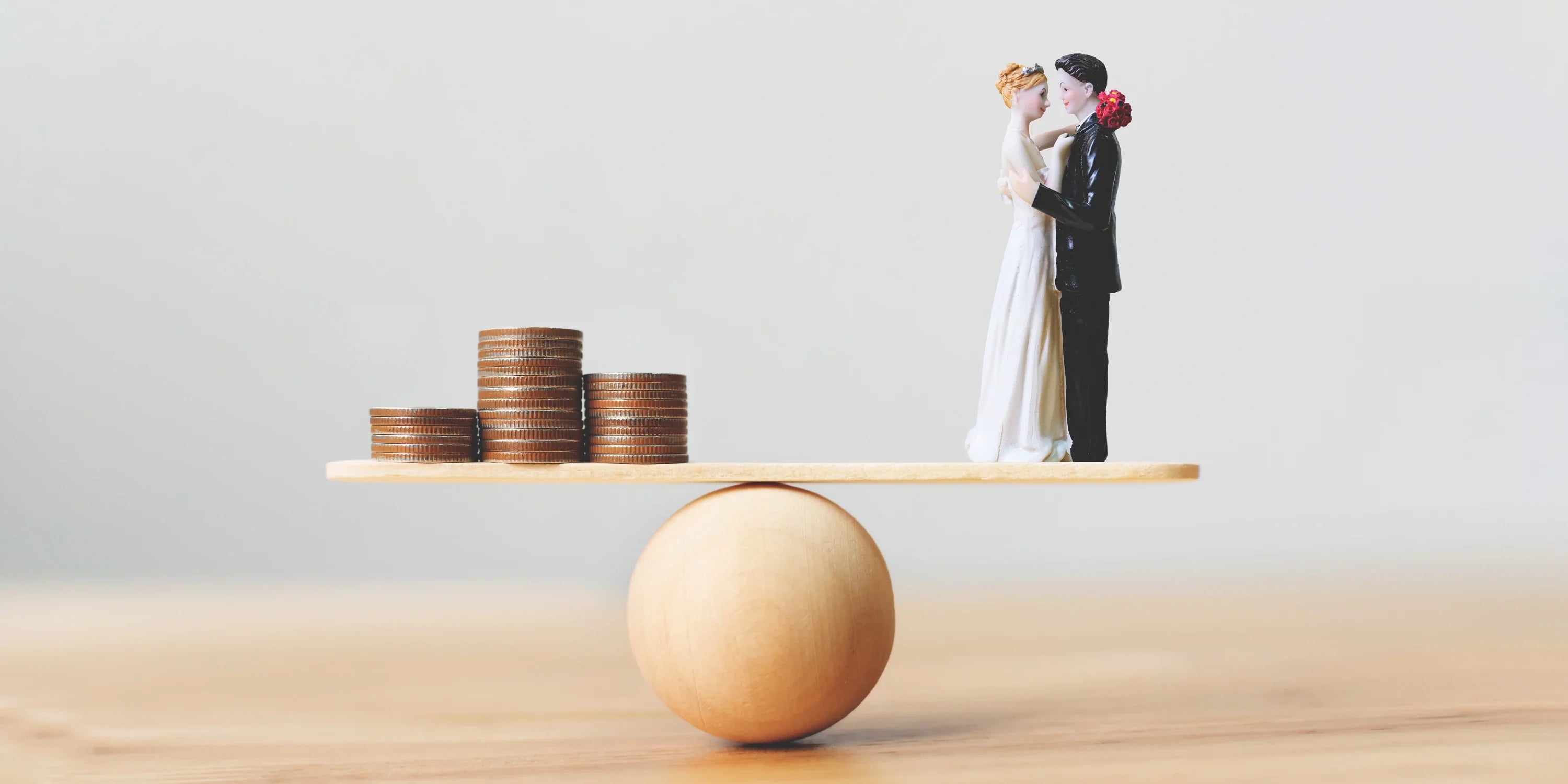 Wie viel Geld schenkt man zur Hochzeit? Ein Ratgeber für Gäste