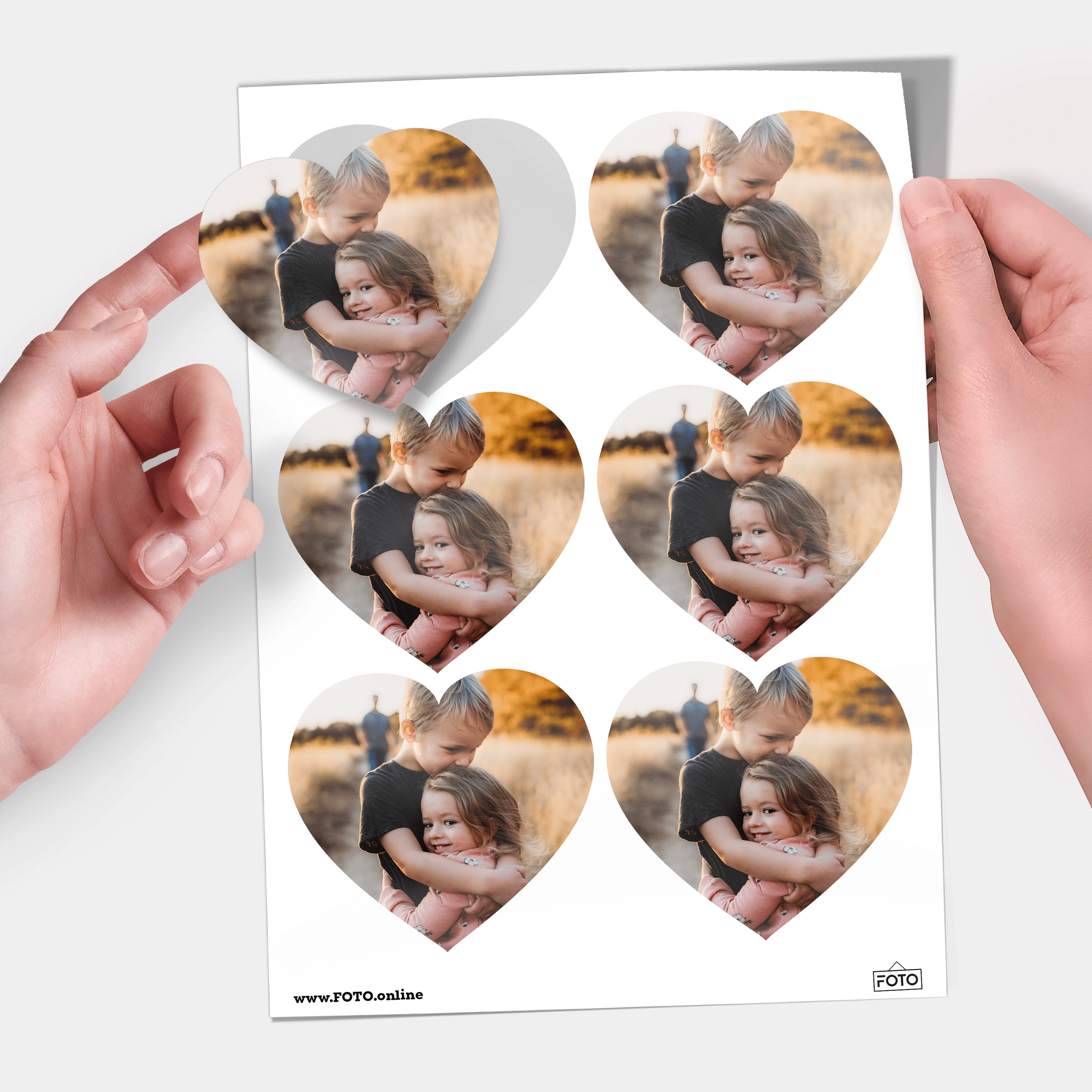Selbstklebende Fotosticker: rund, eckig & Herzform - Foto 6er Stickerbogen-Herz (Sticker ca. 6 x 6 cm) / matt von FOTO.online