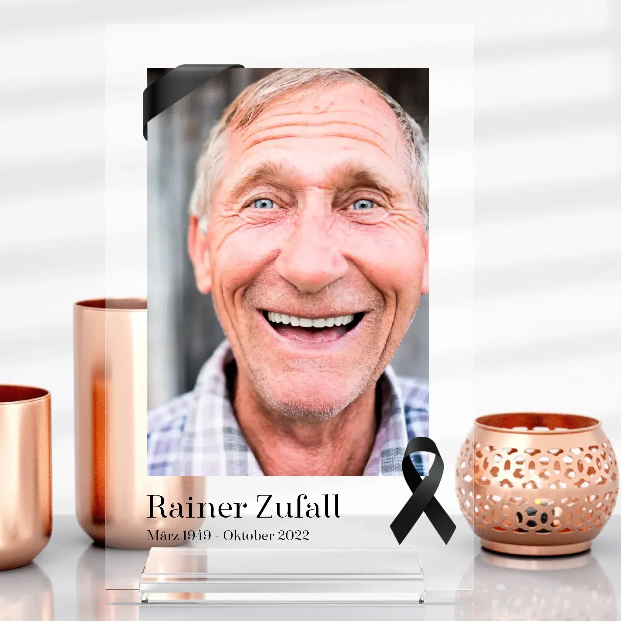 Personalisiertes Trauerbild - Aufsteller Acrylglas-Fotoaufsteller / Transparent / 13x20 cm von Schmidt Digitaldruck GmbH