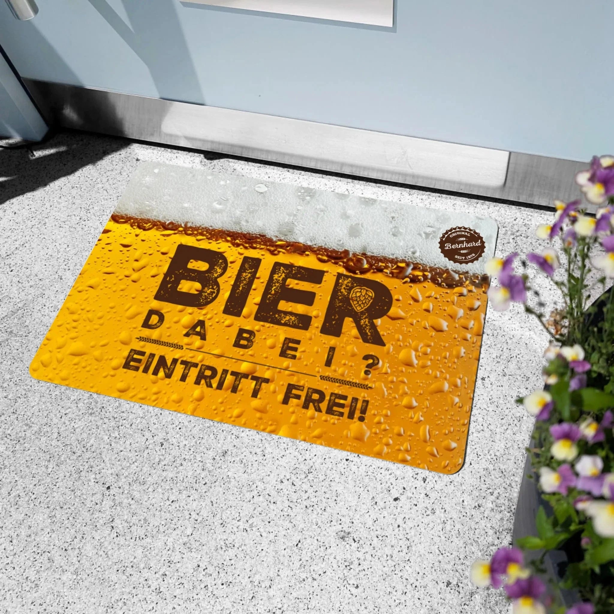 Fußmatte "Bier dabei? Eintritt frei!" - Fußmatte von Schmidt Digitaldruck GmbH