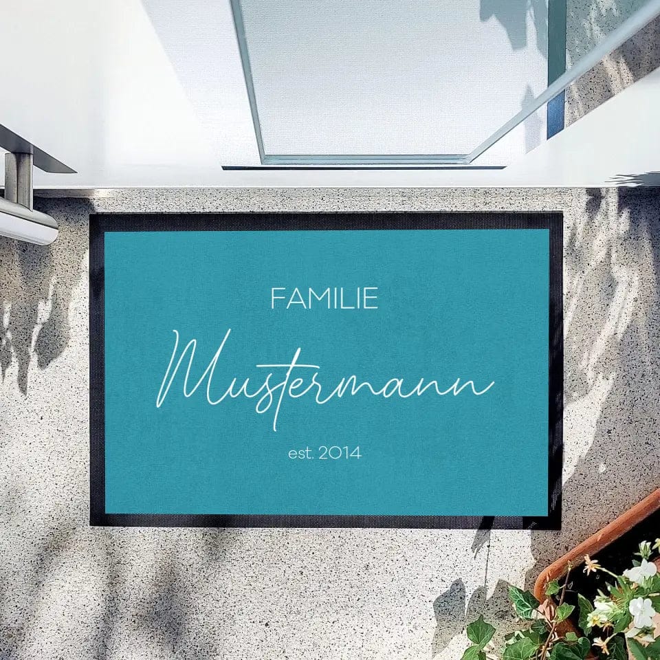 Fußmatte "Familienname" - Customizer Fußmatte "Gummirand" / weiß / 60 x 40 cm von TeeInBlue