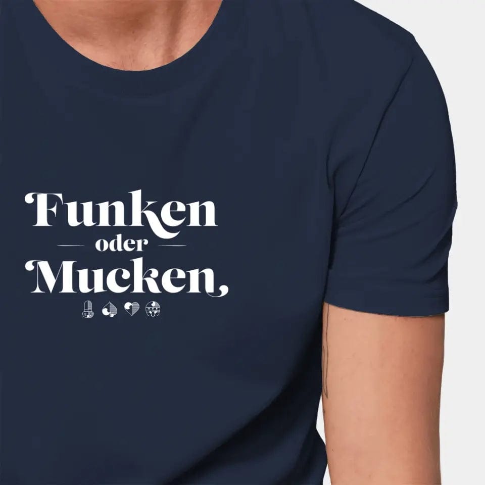 Personalisiertes T-Shirt "Watten - Funken oder Mucken" - Customizer Stanley/Stella Creator / french navy / XXS von TeeInBlue